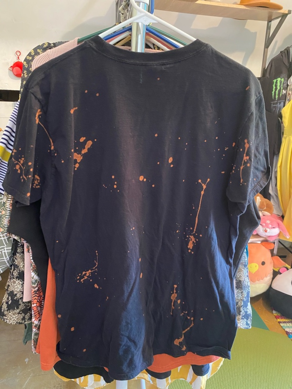 Gildan Black Motley Crue Graphic Tee with Orange Splatter - Picture 5 of 5